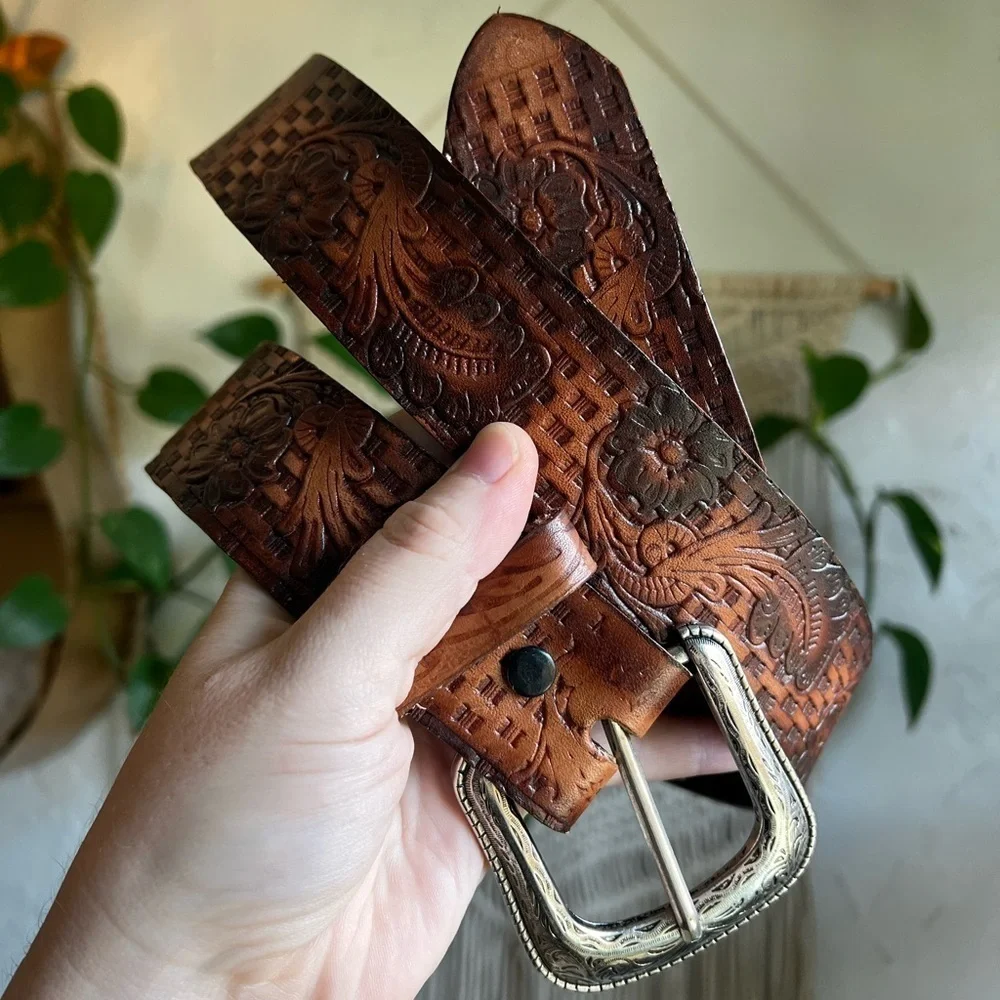 Vintage Tooled Leather Western Belt with Silver Buckle Floral Size L / 42–44